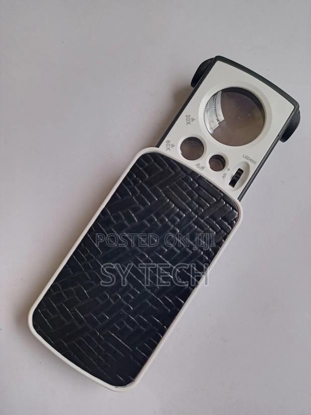 Slide Out Magnifying Loupe With LED UV 30× , 60× ,90× - thumbnail 2