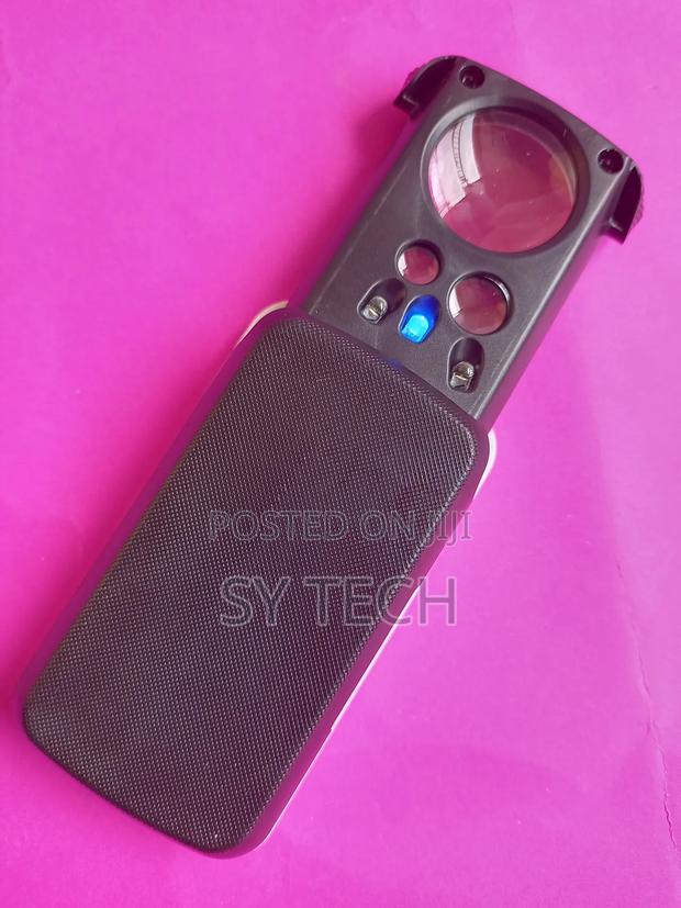 Slide Out Pocket Magnifying Loupe With LED UV 30× 60× 90×