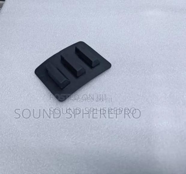 Square Guitar Mute