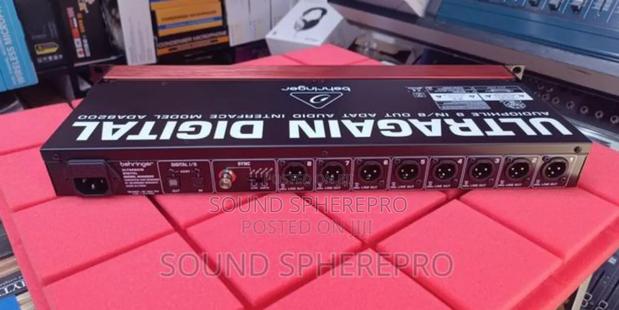 Behringer ADA8200 Preamp Ultragain - thumbnail 2