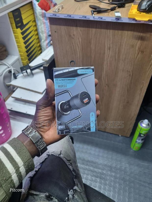 Smart Car Charger