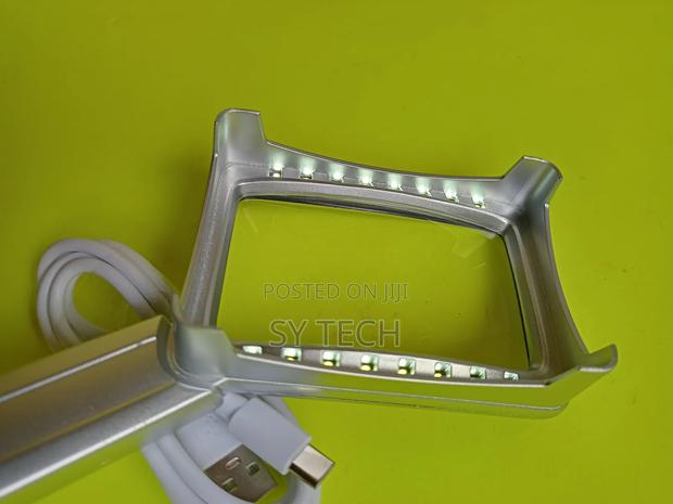 Rechargeable Rectangular Illuminated Magnifying 16 LED Light - thumbnail 5