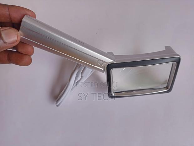 Acrylic Rectangular Illuminated Magnifying 16 LED LIGHTS - thumbnail 4