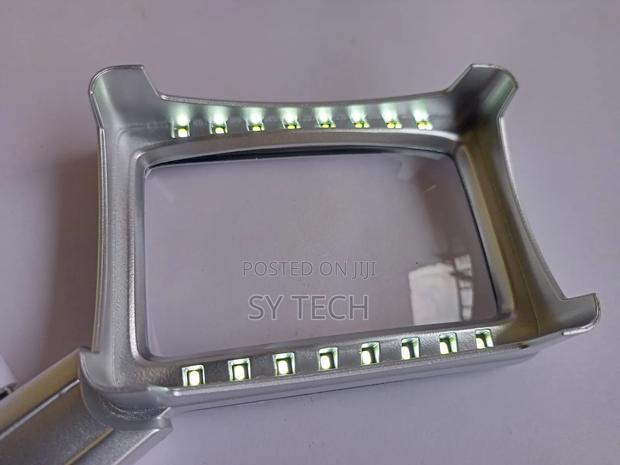 Acrylic Rectangular Illuminated Magnifying 16 LED LIGHTS - thumbnail 5