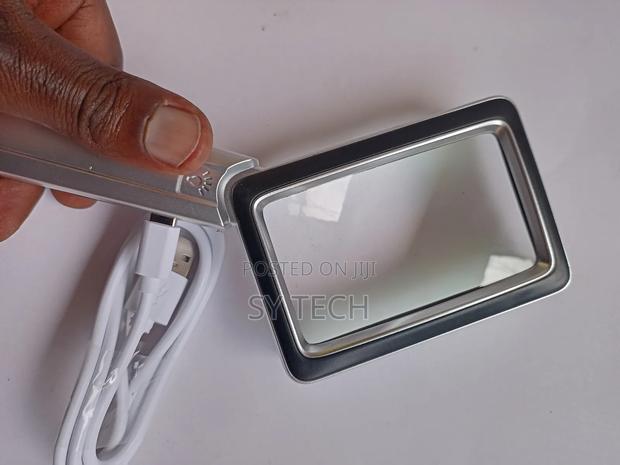 Acrylic Rectangular Illuminated Magnifying 16 LED LIGHTS - thumbnail 6