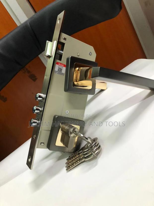 Heavy Duty Steel Door Lock - main view