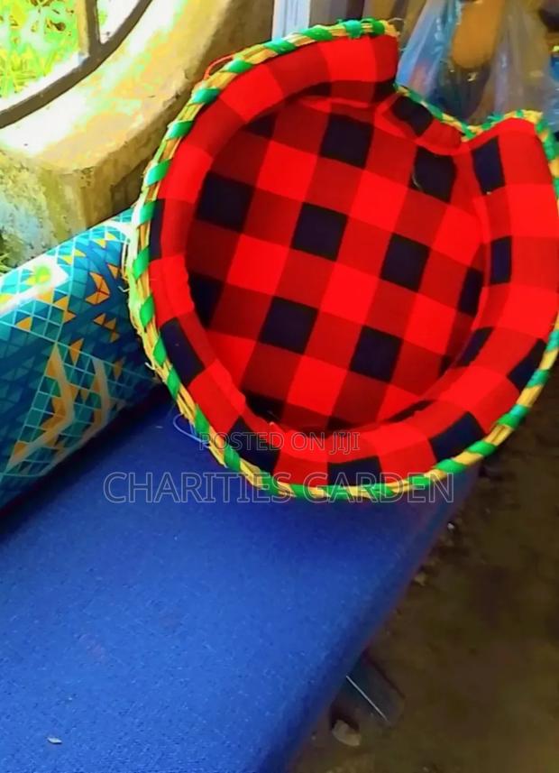 Flowers and Pet Beds - thumbnail 3