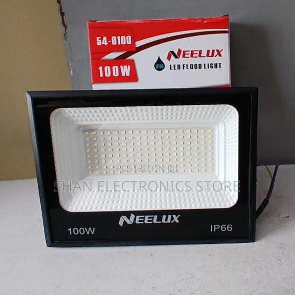 Super Bright Floodlight at Ac Floodlight – 100 Wattts
