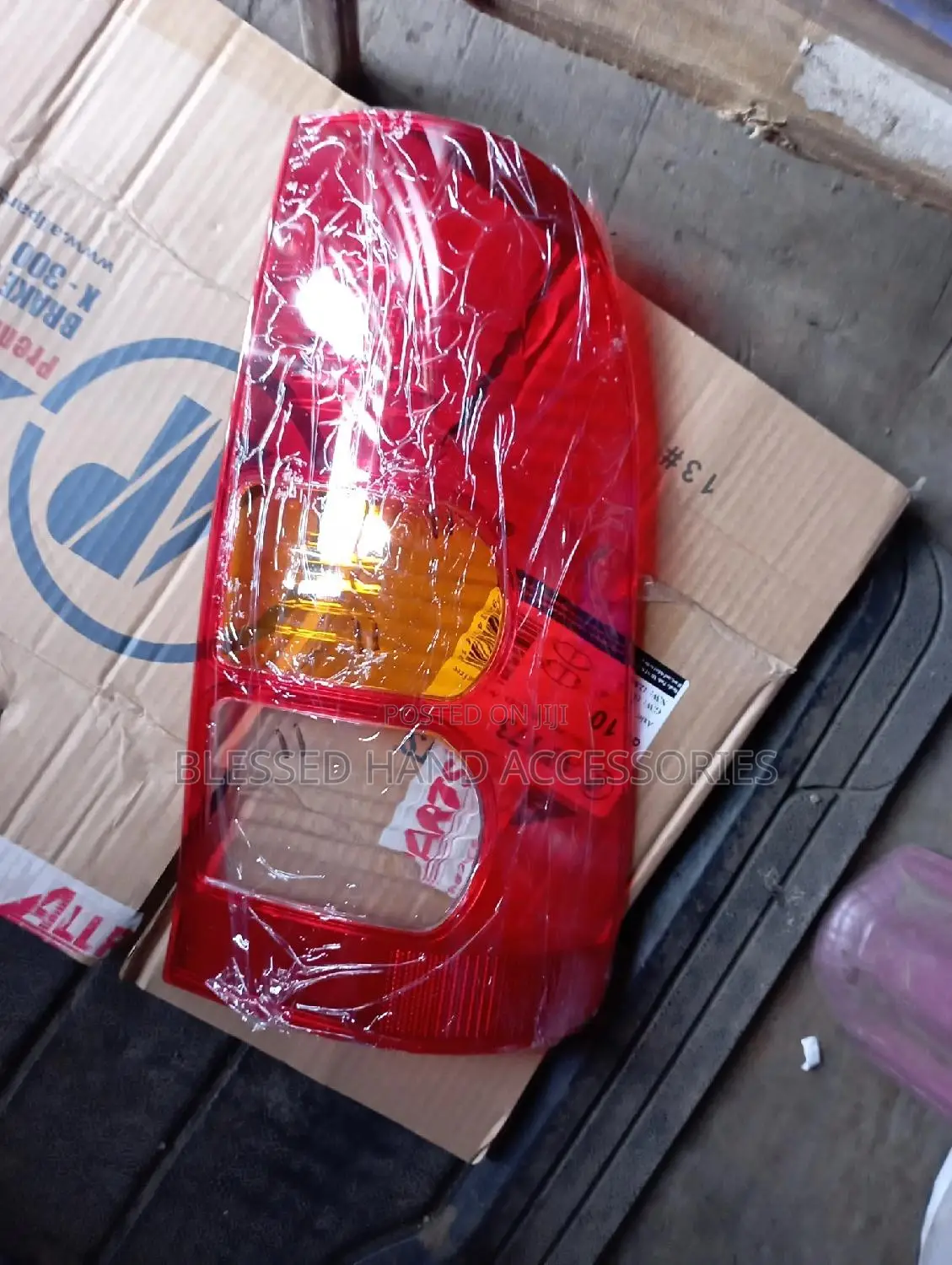 Tail Lens Hillux Vigo 2005