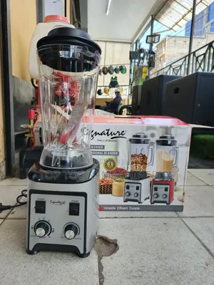 Signature Professional Blender 1800watts