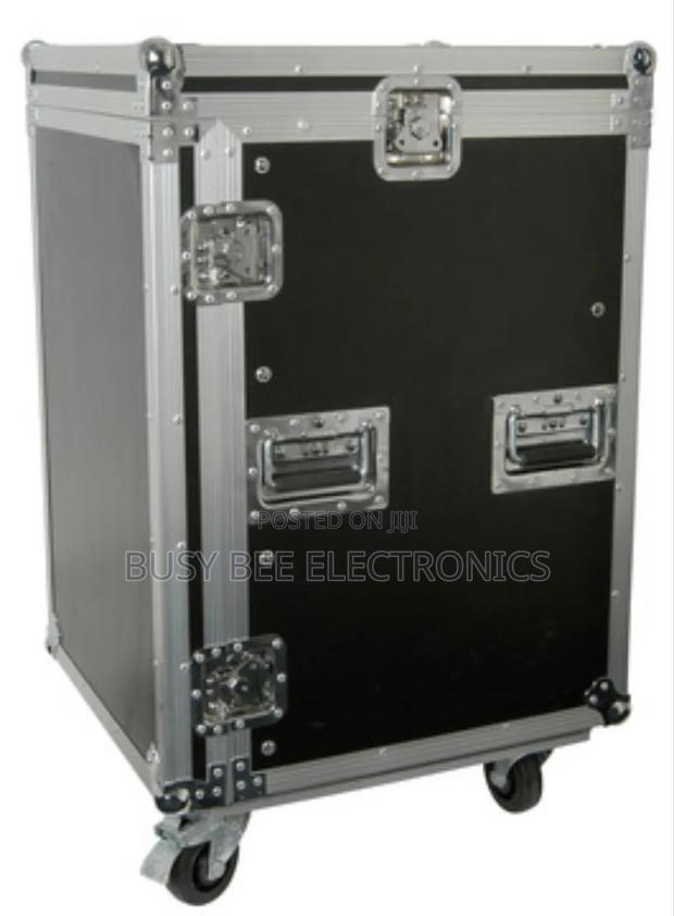 19" Rack Case - 16U High + 10U Tilting Mixer Top