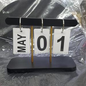 Bamboo Desktop Figuring Perpetual Calendar - thumbnail 2