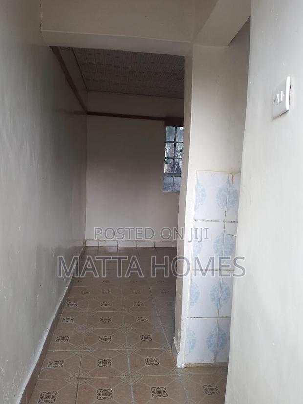 1bdrm Bedsitter in Matta Homes, Regen for rent