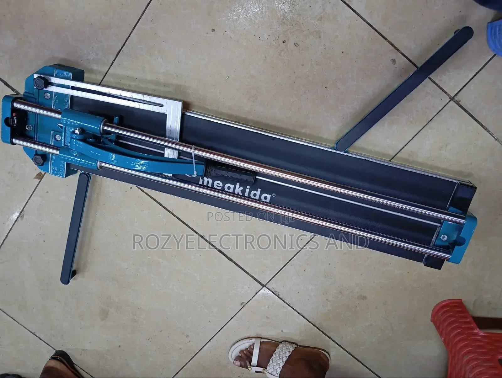 Meakida Tile Cutter Machine
