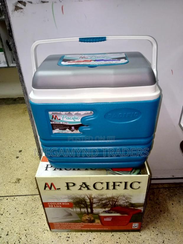 32 LTR Cooler Box /Pacific Insulated Cooler Box - thumbnail 2