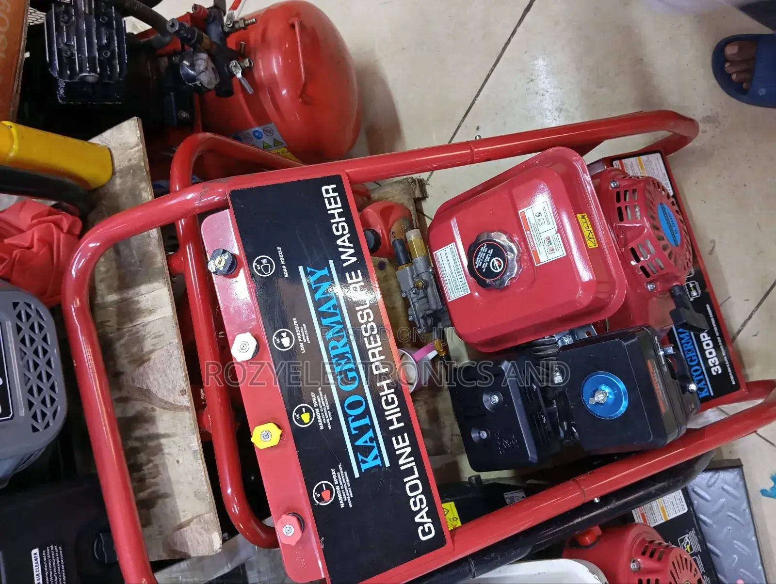 Kato Germany Gasoline Pressure Washer Machine