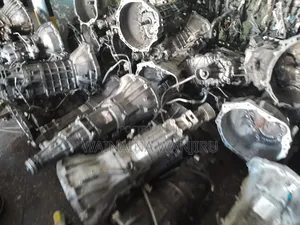 X Japan Spare Parts Engine Gear Box Body Parts