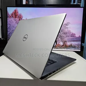 Laptop Dell Latitude 15 E5540 32GB Intel Xeon SSD 512GB