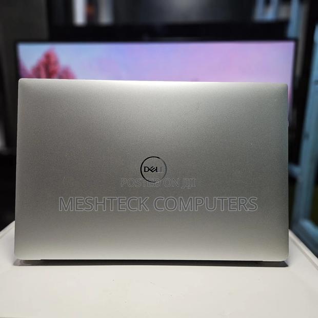 Laptop Dell Latitude 15 E5540 32GB Intel Xeon SSD 512GB - thumbnail 5