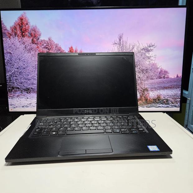 Laptop Dell Latitude 7390 8GB Intel Core I5 SSD 256GB - thumbnail 3