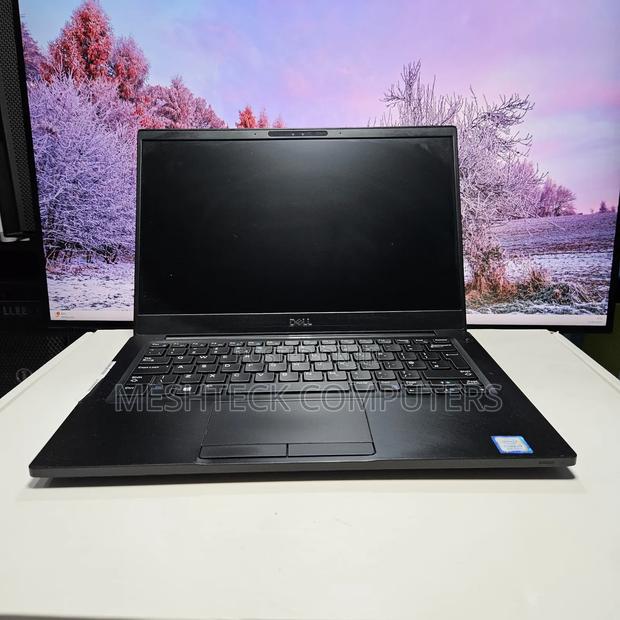 Laptop Dell Latitude 7390 8GB Intel Core I5 SSD 256GB - thumbnail 4