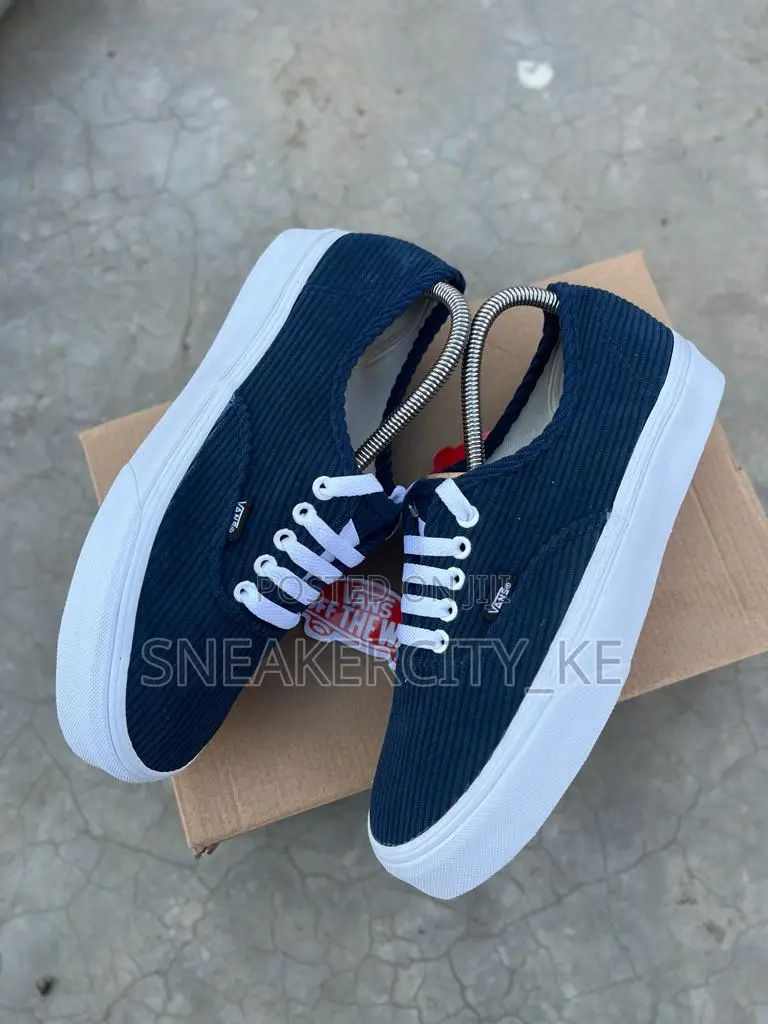 Coudroy Vans