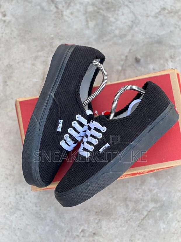 Coudroy Vans - thumbnail 8