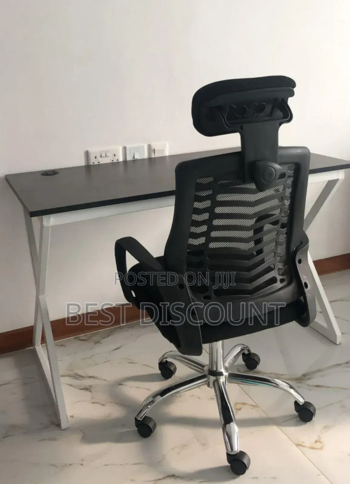 Metallic Stands Tables and Chairs