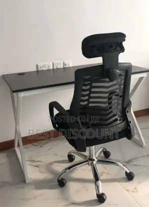 Metallic Stands Tables and Chairs