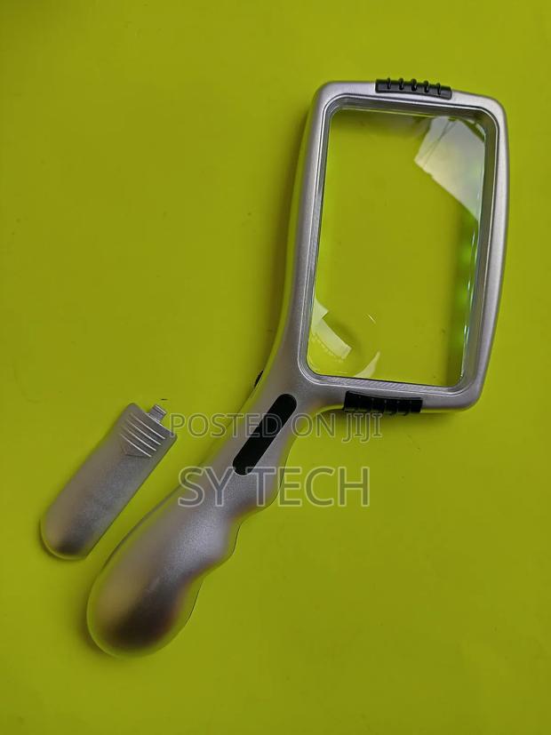 Rectanguler Illuminated Magnifying Loupe ×15 - main view