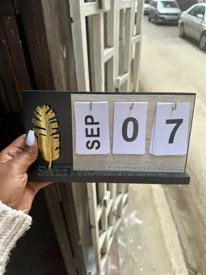 Nordic Style Wooden Perpetual Calendar Flip