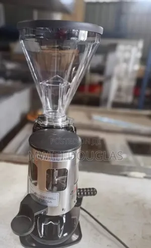 Favorable Coffee Grinder Machine