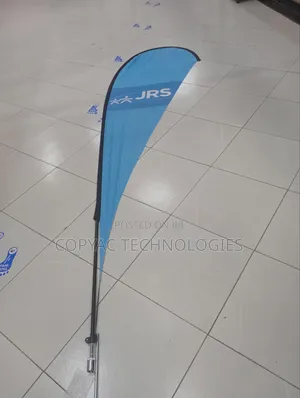 Quality Teardrop Printing and Stands