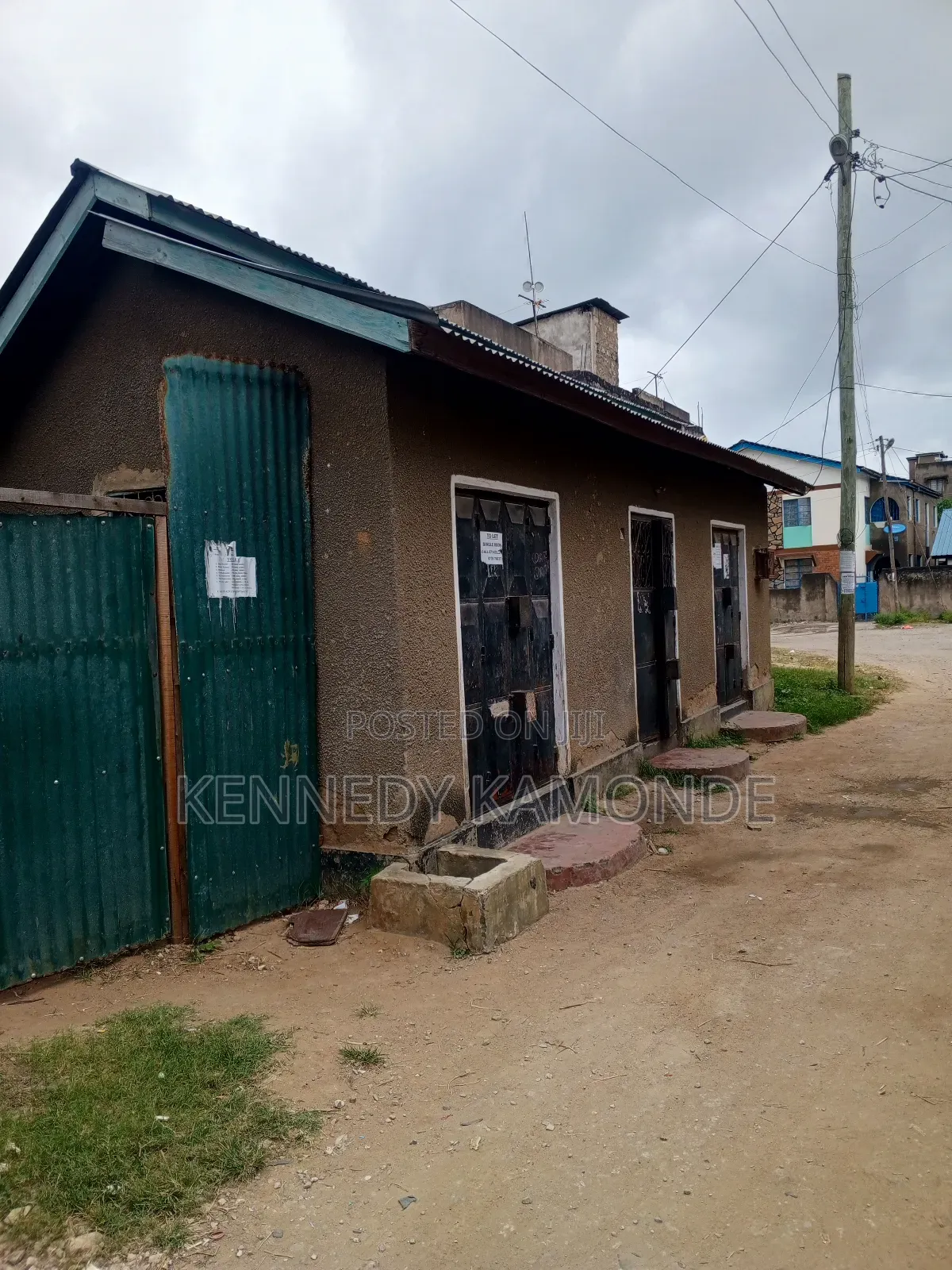 9bdrm House in Mikindani for sale