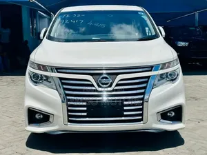 Nissan Elgrand 2018 White