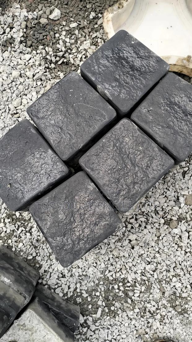 The Cobblestone Cabro