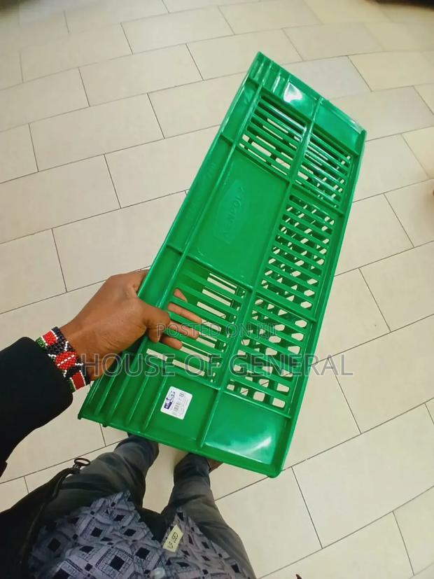 Green Kenpoly Plastic Crates - thumbnail 2