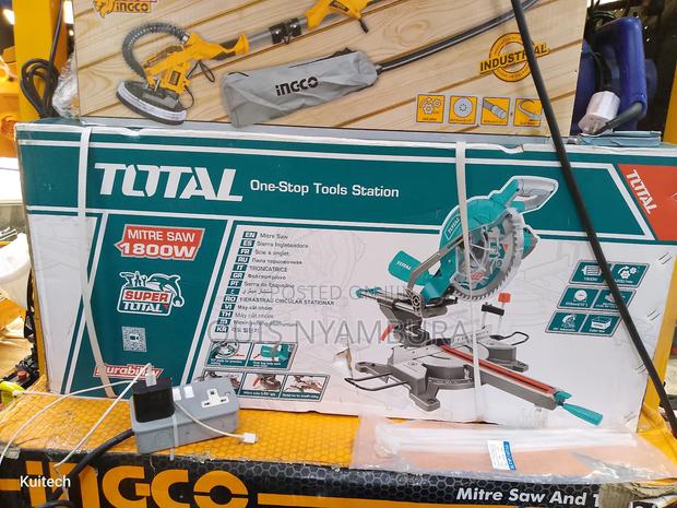 Quality Mitre Saw 1800w Total - main view