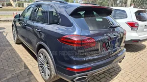 Porsche Cayenne Diesel AWD 2016 Black
