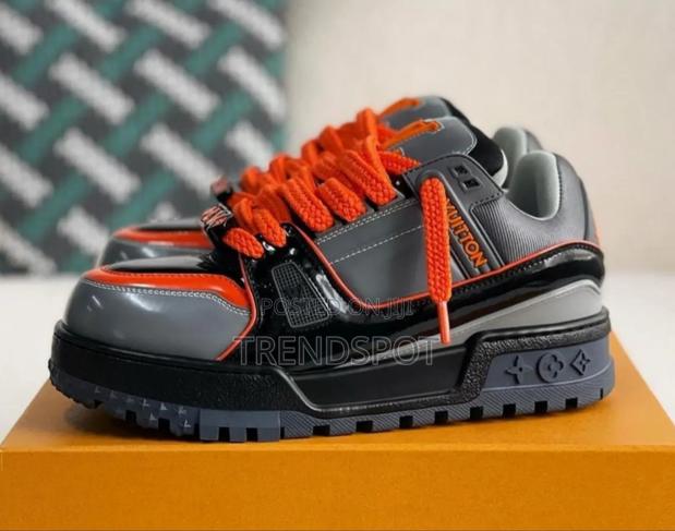 Max Trainer New40/41/42/43/44/451st Leather at 4500 - main view