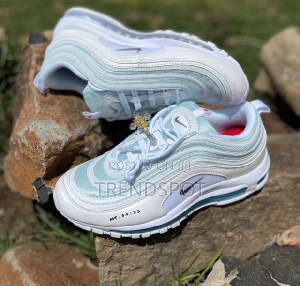 Airmax 97 Holy Water
36/37/38/39/40/41/42/43/44/45