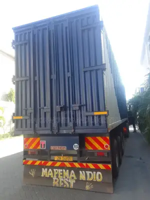 Box Body Trailer at Hand for Logistic Jobs