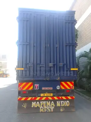 Box Body Trailer at Hand for Logistic Jobs