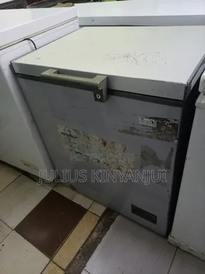 150L Von Hotpoint Deep Freezer
