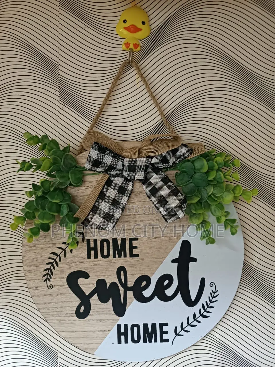 Round Wooden Wall Hanging