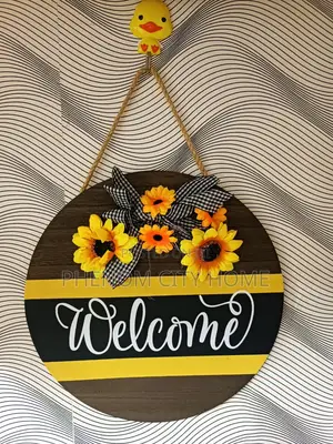 Round Wooden Wall Hanging