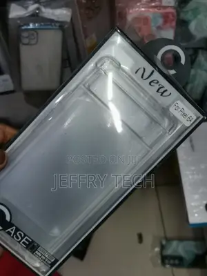 Google Pixel 6A Symmetry Series Clear Case