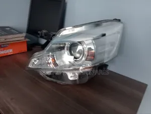 Suzuki Spacia 2015 Headlight