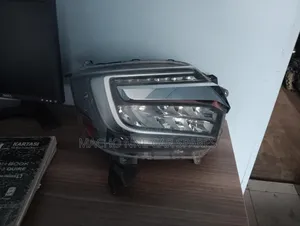 Honda N-Box Custom 2020 Headlight
