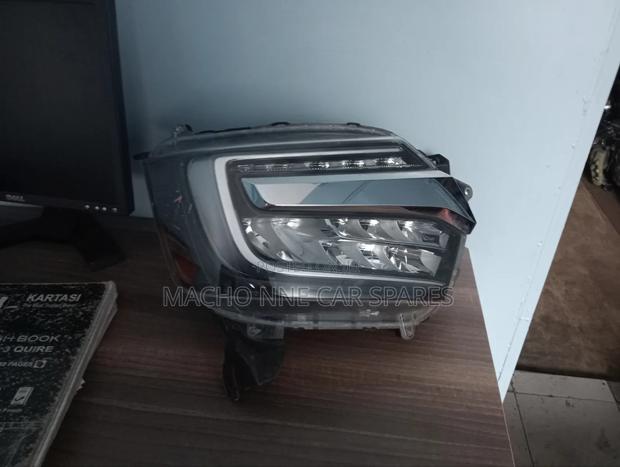 Honda N-Box Custom 2020 Headlight - thumbnail 3
